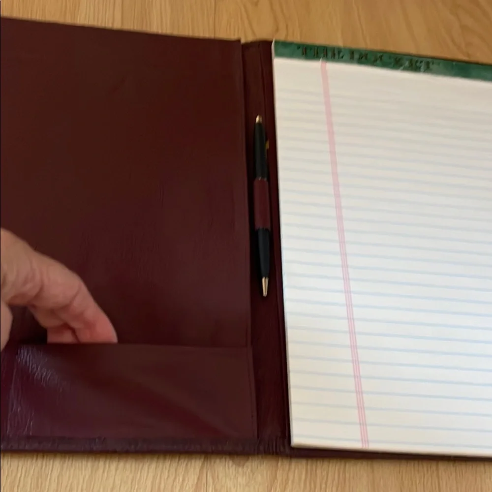 Elegant Burgundy Leather Executive Portfolio